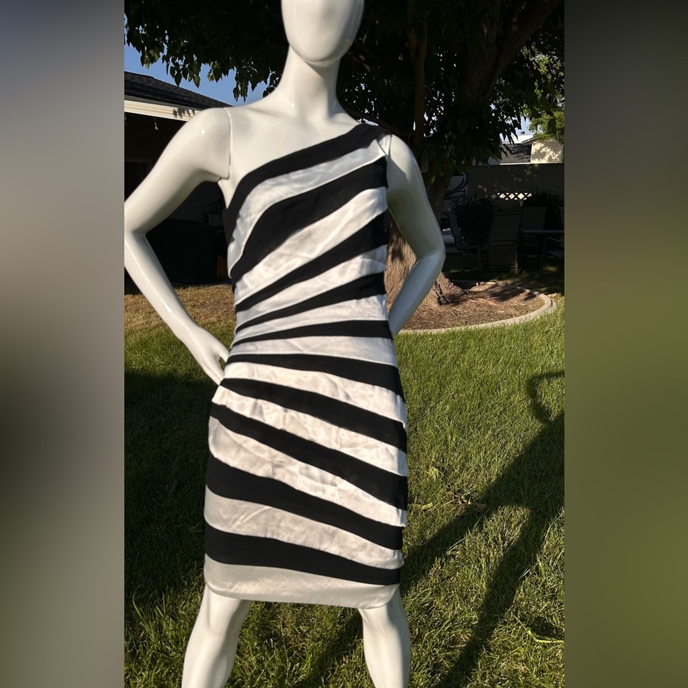 Tadashi Shoji Black and White One-Shoulder Sheath Dress